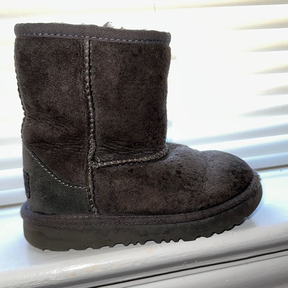 Toddler girls Ugg boots